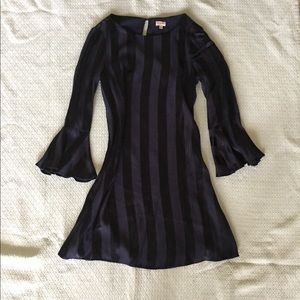 Elegant Daniel Cremieux Shift Dress.